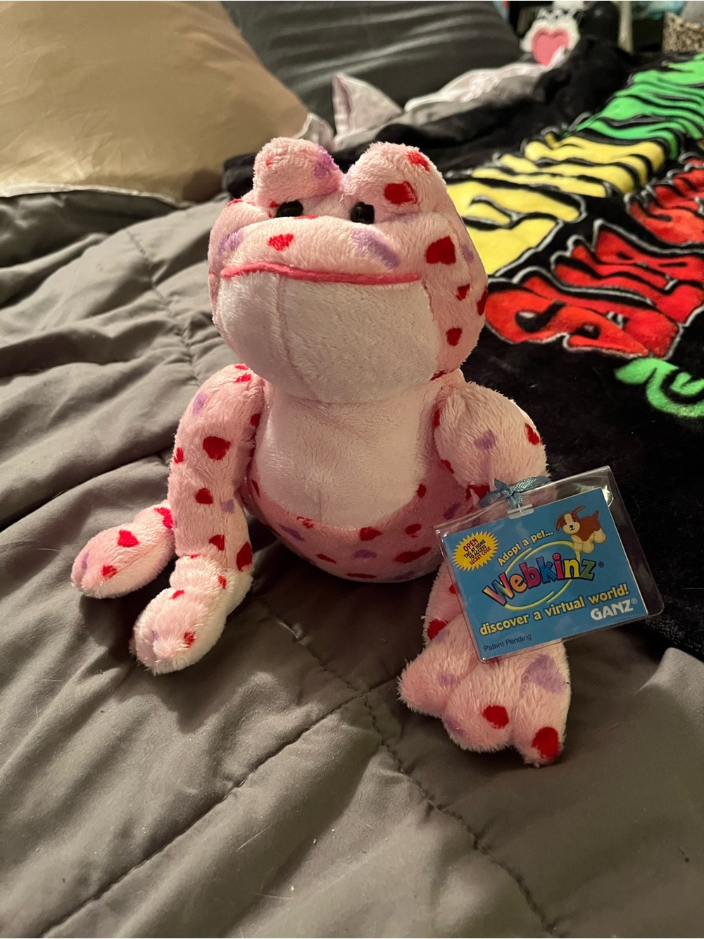 GANZ Webkinz Valentine Love Frog Pink Hearts HM144 Sealed Code